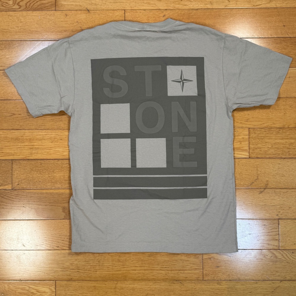 Stone‎ Island Mens Graphic Back Logo T-Shirt Taupe Grey Small 78152NS94
